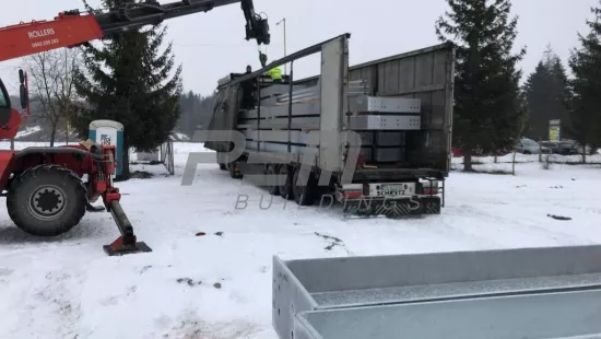 Zimný štadión Svidník - Dodanie oceľovej konštrukcie na stavbu